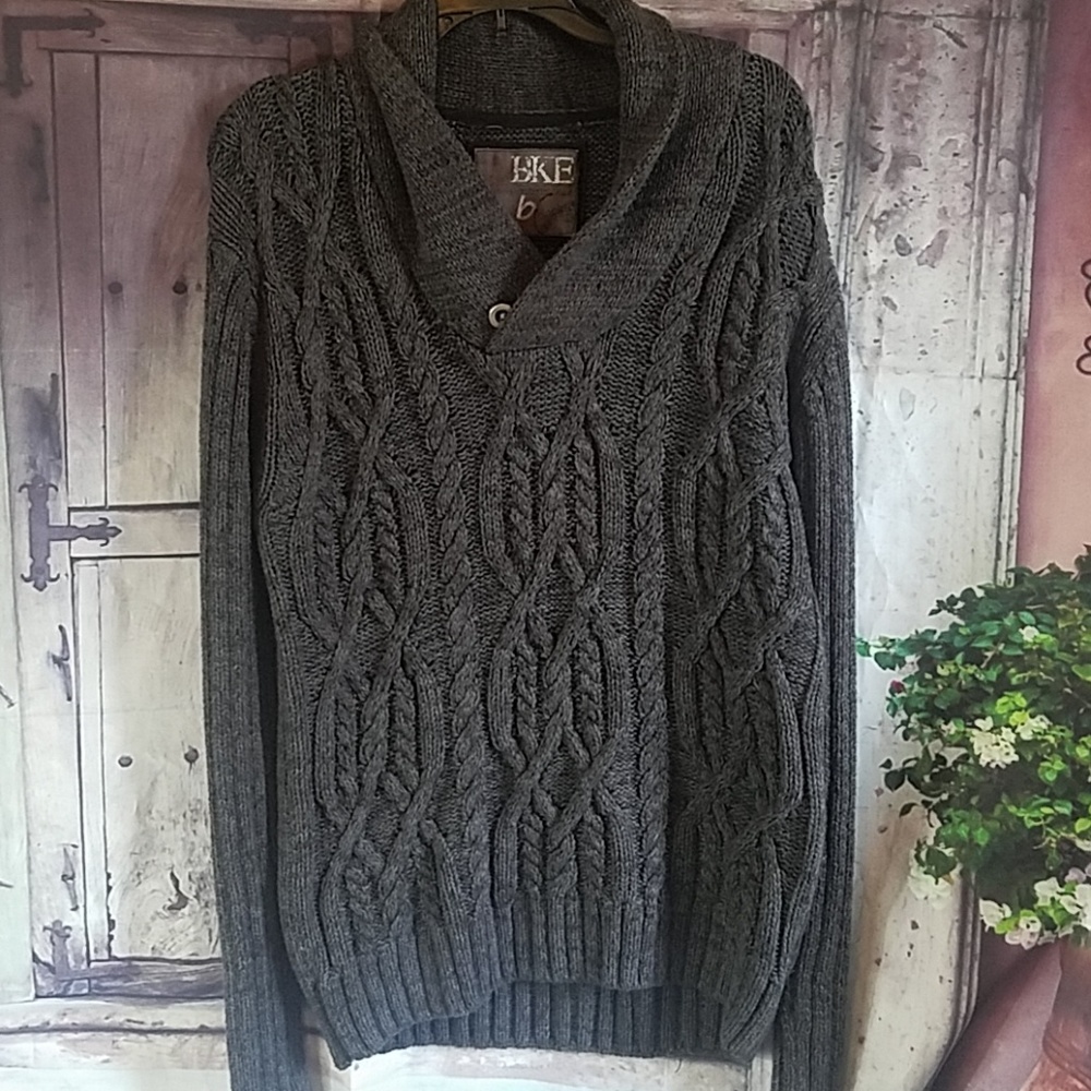 BKE sweater